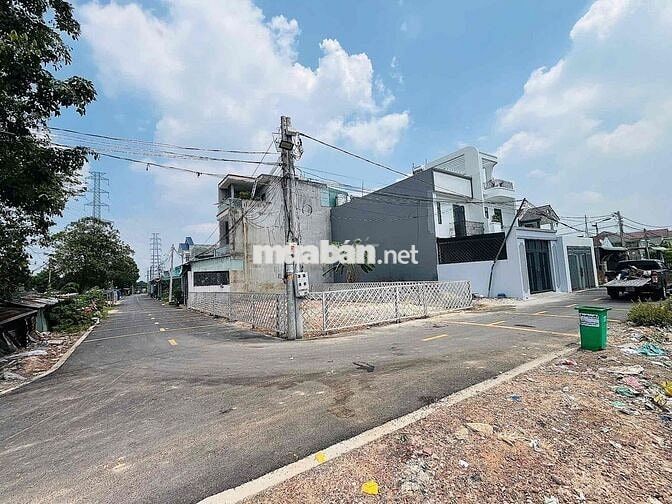 BÁN LÔ GÓC 2 MẶT TIỀN CẠNH TP MỚI BÌNH DƯƠNG