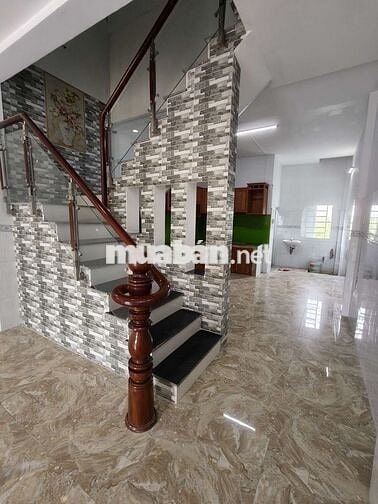 NHÀ ĐẸP MẶT TIỀN ĐƯỜNG THÔNG NGAY CHỢ 26 VĨNH LỘC A