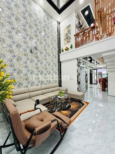 Siêu phẩm mặt tiền 256 Phan Huy Ích 4x20 1 lủng 5 lầu thang máy 12.5 t