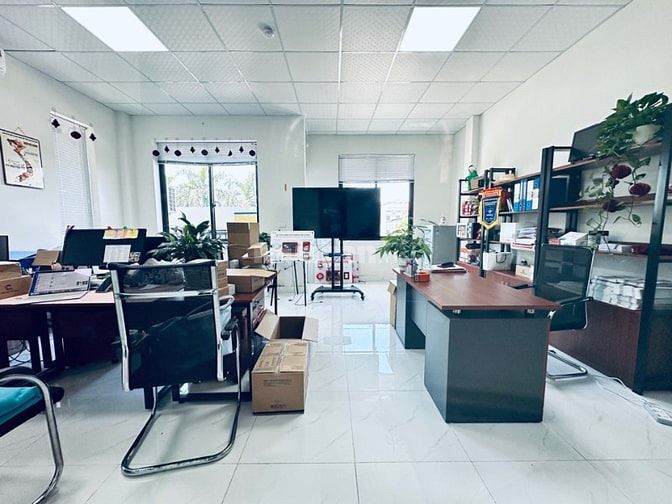 HIẾM, BIỆT THỰ VIP MỸ ĐÌNH, GIÁ RẺ, PHỐ NGƯỜI HÀN. 205M2 4T 219TR/1M