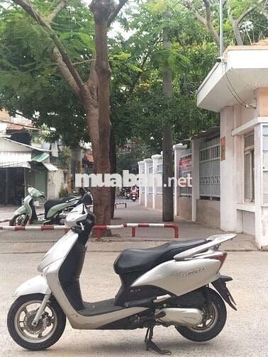 Honda Lead 2011 màu Bạc
