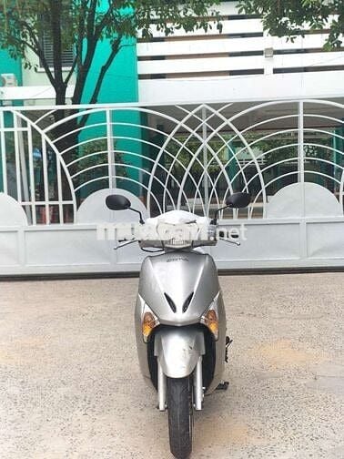 Honda Lead 2011 màu Bạc