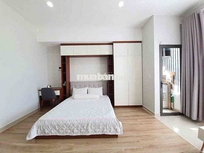 Studio full nội thất sạch đẹp y hình Botanica Premier giá 11.5tr
