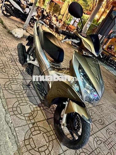 Honda Air Blade 125 Vàng đồng