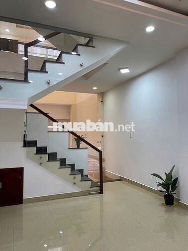CHO THUÊ NHÀ 5PN- HẺM XE TẢI - ĐỐI DIỆN VẠN PHÚC - QL 13 - HIỆP BÌNH