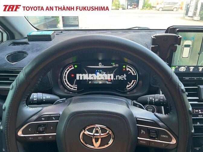 BÁN INNOVA CROSS 2.0V ĐỜI 2025- ODO 38.000