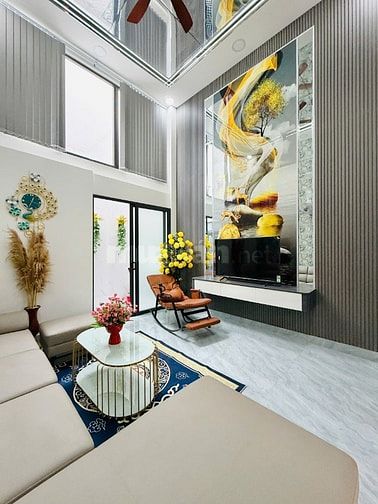 Nhá ngay chợ Tân Sơn -  thang máy 4x16 1 lủng 5 lầu đường Bùi Quang Là