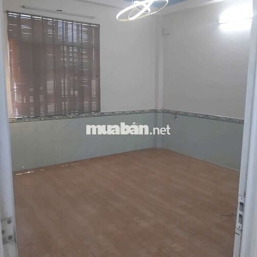 CHO THUÊ NHÀ MẶT TIỀN CĂN GÓC - CÓ LỀ ĐƯỜNG  30M2