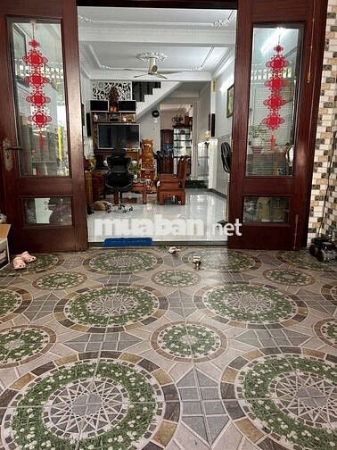 CHO THUÊ NHÀ  MẶT TIỀN KHU TÂN QUÝ : 4,5 x 22 M Đúc 3 LẦU ĐẸP 