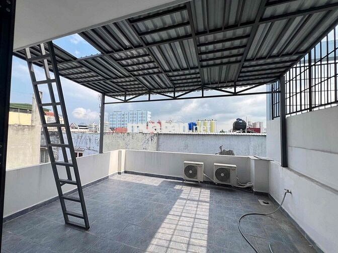 Bán nhà mặt tiền khu An Dương Vương gần bến Phú Định P16 Q8 cũ