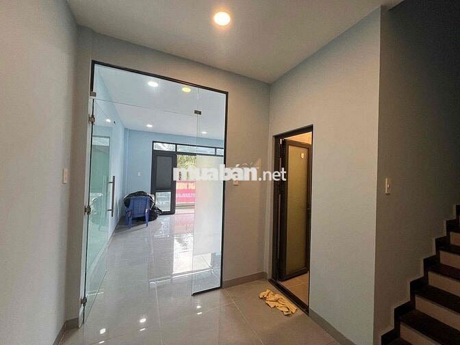Bán nhà mặt tiền khu An Dương Vương gần bến Phú Định P16 Q8 cũ