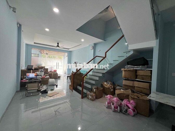 Bán nhà mặt tiền khu An Dương Vương gần bến Phú Định P16 Q8 cũ