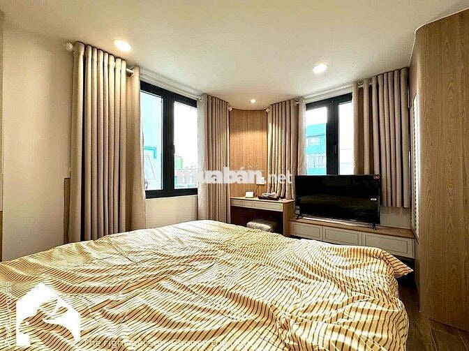 CHO THUÊ CĂN HỘ MỚI 100% GIÁ RẺ THANG MÁY VIEW BỜ KÈ HOÀNG SA