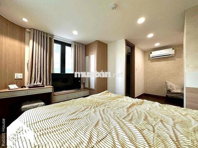 CHO THUÊ CĂN HỘ MỚI 100% GIÁ RẺ THANG MÁY VIEW BỜ KÈ HOÀNG SA