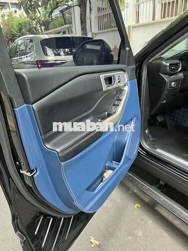 Ford Explorer Bản full Đen 58000 km