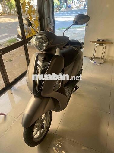 Yamaha Grande màu Xám