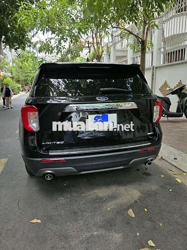 Ford Explorer Bản full Đen 58000 km