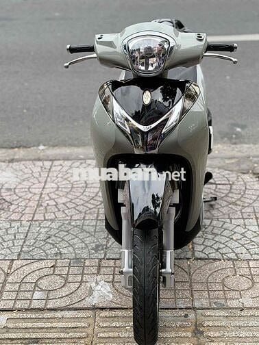 Honda SH Mode 2016 Xám xi măng