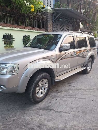 Ford Everest 2009 Số sàn 83000 km