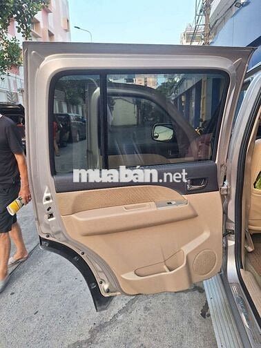 Ford Everest 2009 Số sàn 83000 km