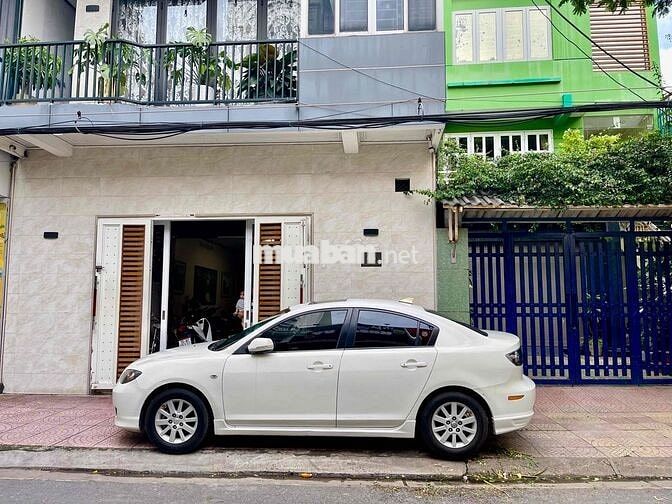 Mazda 3 2009 1.6 AT 134.000 km Trắng