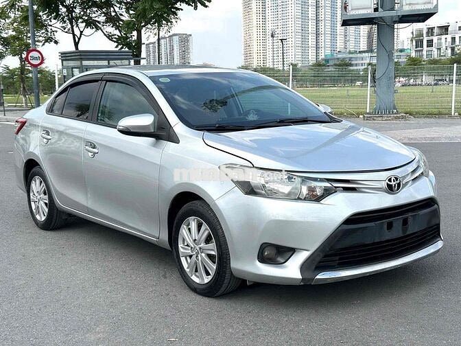 Toyota Vios E 2017 Bạc 12 vạn km