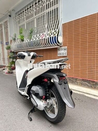 SH125CBS2020 up kha khá đồ chơi