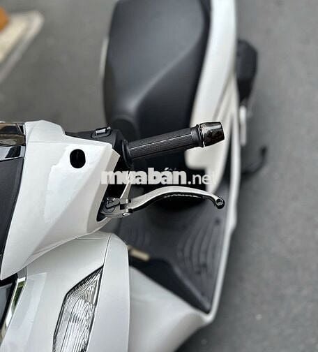 SH125CBS2020 up kha khá đồ chơi