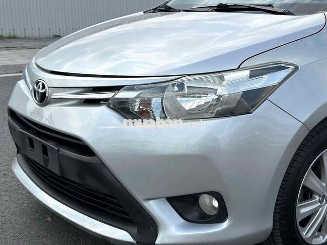 Toyota Vios E 2017 Bạc 12 vạn km