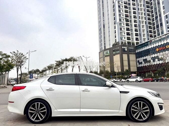Kia Optima 2.0AT Premium - 2015