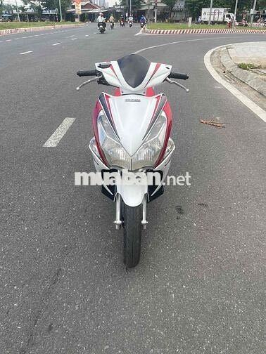 Honda Air Blade Đỏ trắng Đã sử dụng
