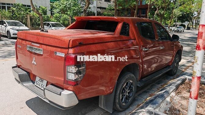 Mitsubishi Triton 2022 4x2 AT MIVEC 45.000 Km Cam