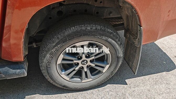 Mitsubishi Triton 2022 4x2 AT MIVEC 45.000 Km Cam