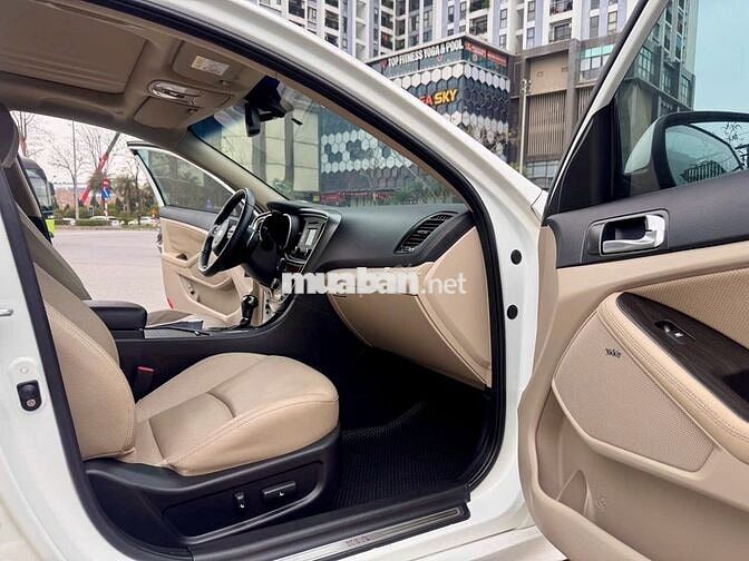 Kia Optima 2.0AT Premium - 2015