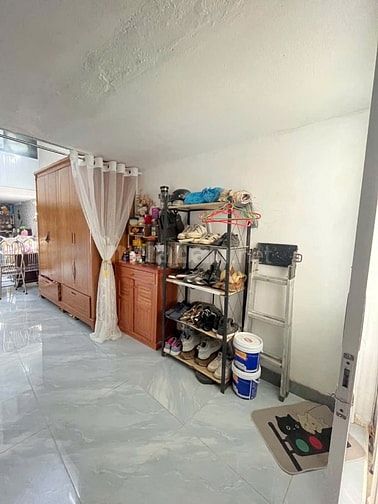 Nhà cấp 4 có gác xếp . Ngay cầu An Dương đủ mọi tiện ích