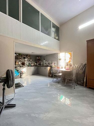 Nhà cấp 4 có gác xếp . Ngay cầu An Dương đủ mọi tiện ích