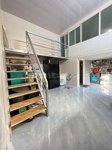 Nhà cấp 4 có gác xếp . Ngay cầu An Dương đủ mọi tiện ích