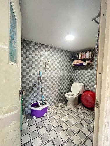Nhà cấp 4 có gác xếp . Ngay cầu An Dương đủ mọi tiện ích