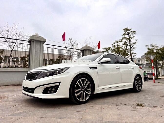 Kia Optima 2.0AT Premium - 2015