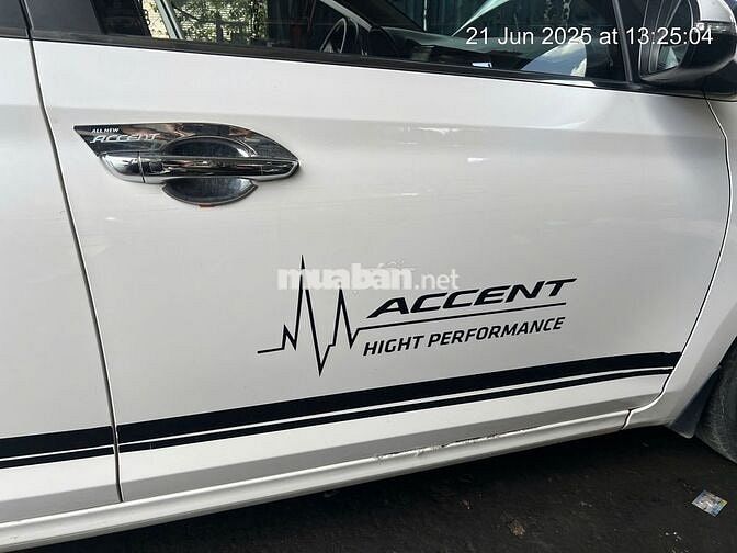 Hyundai Accent Trắng 43101 km