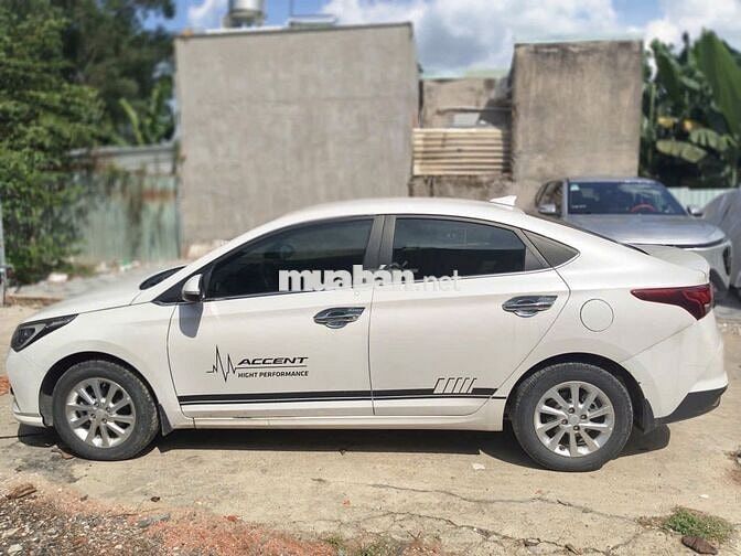 Hyundai Accent Trắng 43101 km