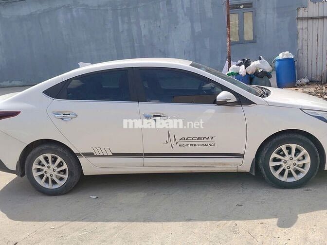 Hyundai Accent Trắng 43101 km