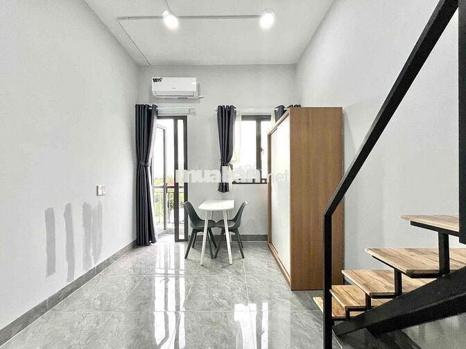 Căn hộ dịch vụ mới xây ngã tư Thủ Đức - 4tr6 - vào ở ngay