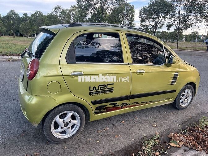 Chevrolet Spark 2010 Xanh lá