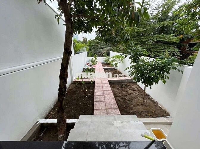 CHO THUÊ NHÀ MẶT TIỀN QUẬN 7 – VỊ TRÍ ĐẸP,