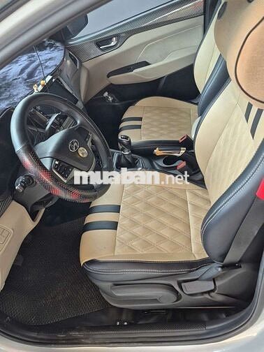 Hyundai Accent 2023 Bạc