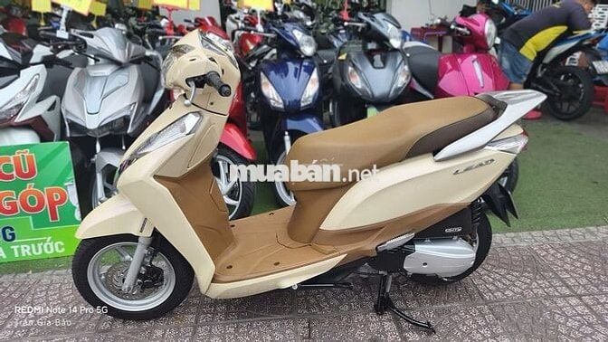 Honda Lead 125cc 2013 bs 59u1-56741