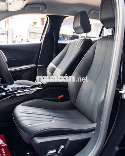 🏁 Peugeot 2008 GTline 2024 , lăn bánh 25.000