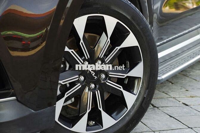 Kia Carnival 2022 Signature 30000 km