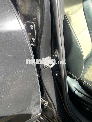Kia Sorento GAT 2.4L 2WD 2012 Đen